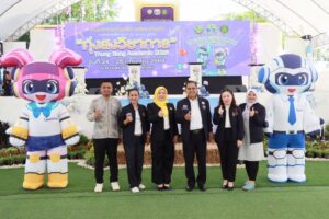 อบจ.สตูล ร่วมพิธีเปิดงาน “ทุ่งสงวิชาการ” ระดับภาคใต้ ครั้งที่ ๑๙ พร้อมส่งกำลังใจให้นักเรียนลงสนามแข่งขัน
