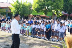 นายกองค์การบริหารส่วนจังหวัดสตูล ลงพื้นที่โรงเรียนนิคมพัฒนาผัง ๖ ให้โอวาทและให้กำลังใจนักเรียนตัวแทนเข้าแข่งขัน “ทุ่งสงวิชาการ” ระดับภาคใต้