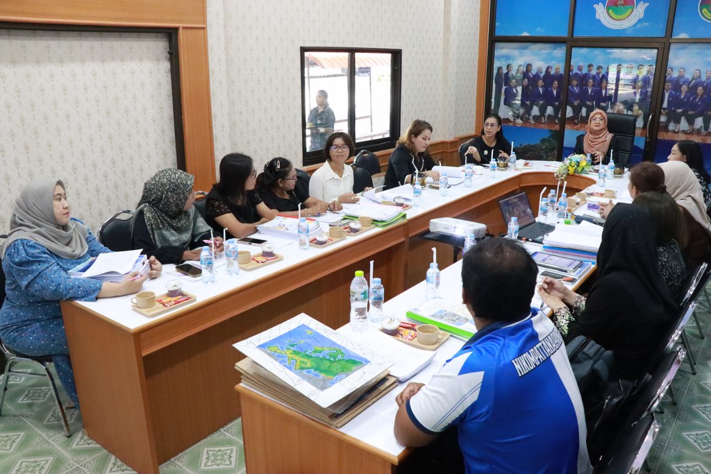 รับการประเมินผลการพัฒนางานตามข้อตกลง (PA) ข้าราชการครูและบุคลากรทางการศึกษา ตำแหน่งครู วิทยฐานะครูชำนาญการพิเศษ